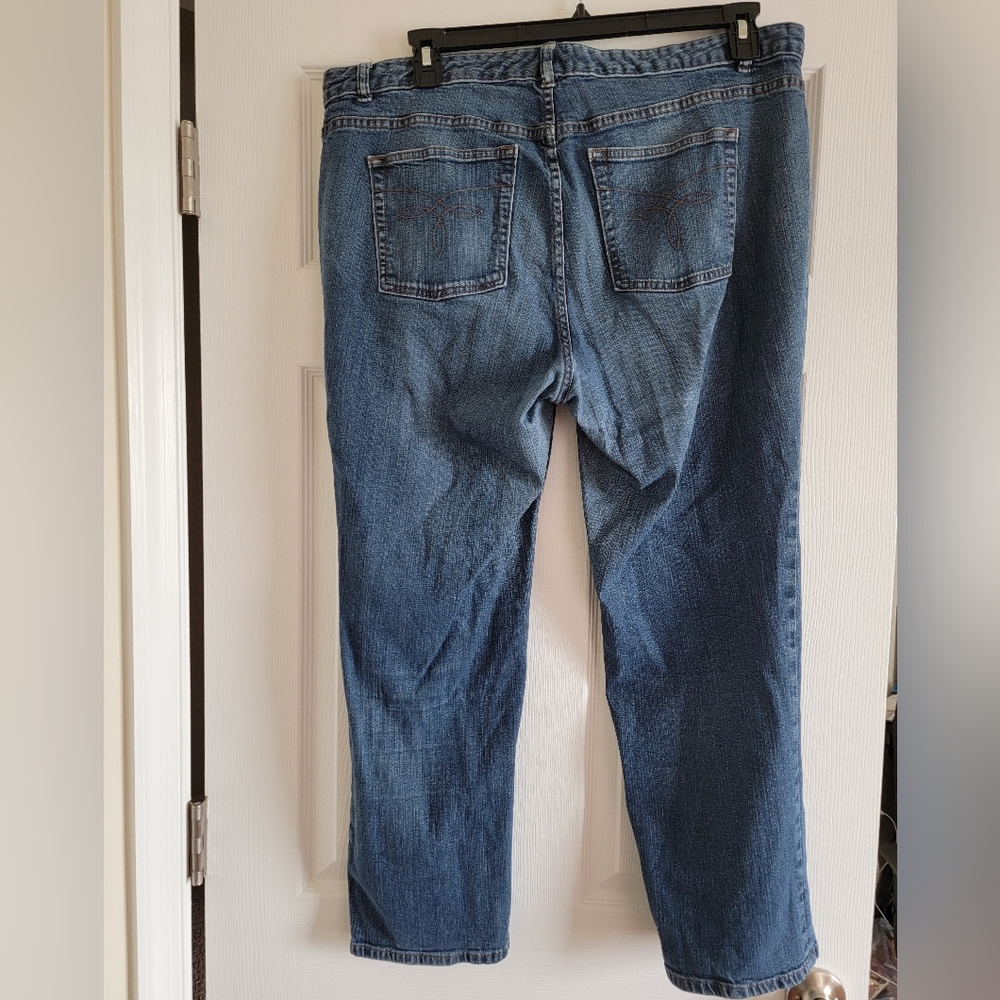 Chaps jeans - Picture 2 of 3
